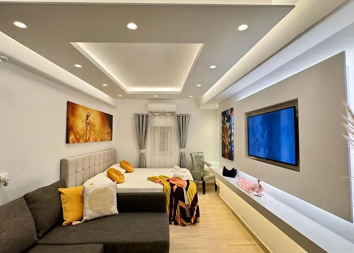 Apostolis House